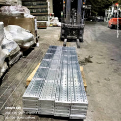 แผ่นทางเดินนั่งร้านเหล็กกัลวาไนซ์ แผ่นพื้นทางเดินสำหรับให้ช่างก่อสร้างเดิน