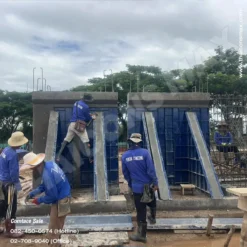 แบบเหล็กหล่อกำแพงกันดิน Retaining Wall Formwork Side View